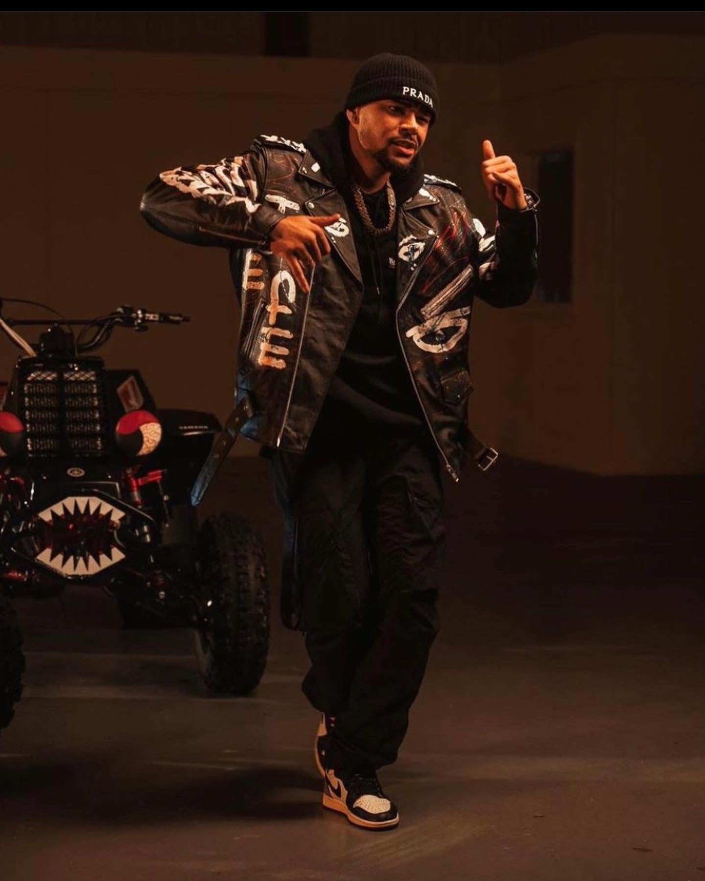 Vedayn Hand-Painted Leather Jacket – Black & White & Blue